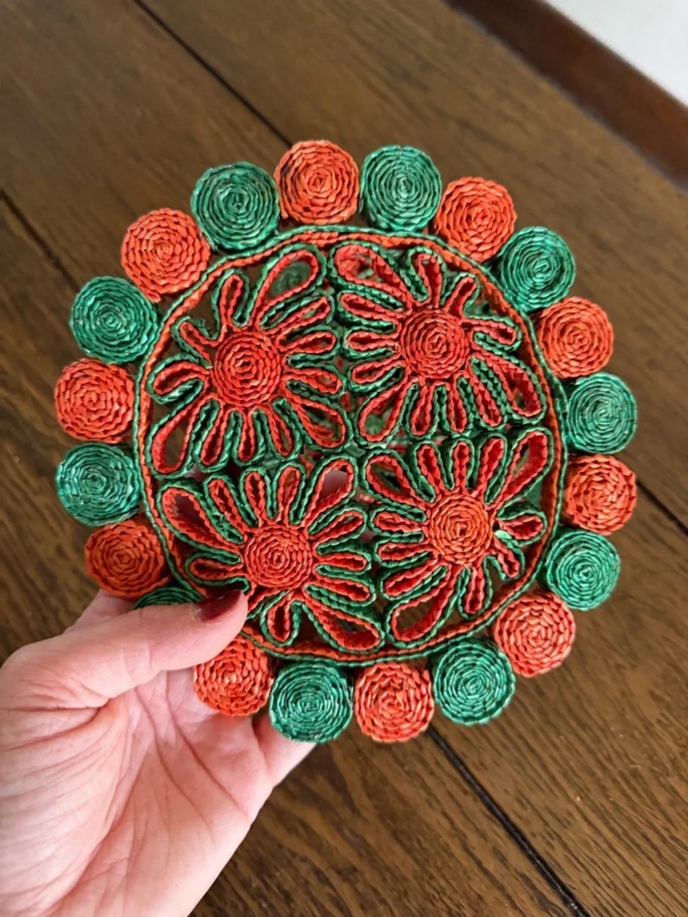 Vintage Woven Raffia Hot Pad Pot Holder Trivet Flower Set Of 2